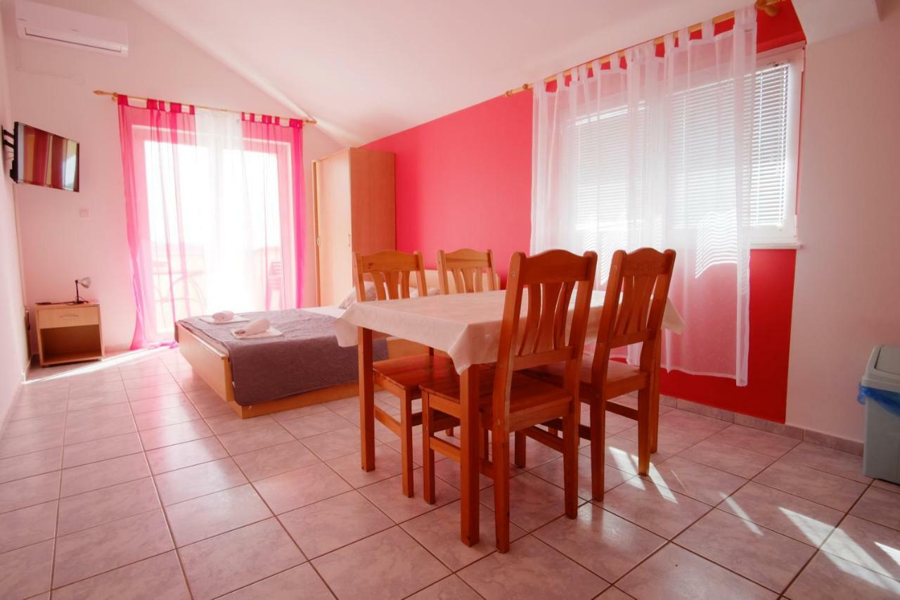 Apartment Gordana ดราเก ภายนอก รูปภาพ