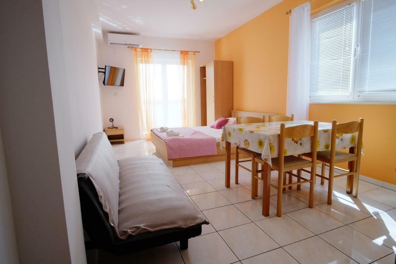 Apartment Gordana ดราเก ภายนอก รูปภาพ