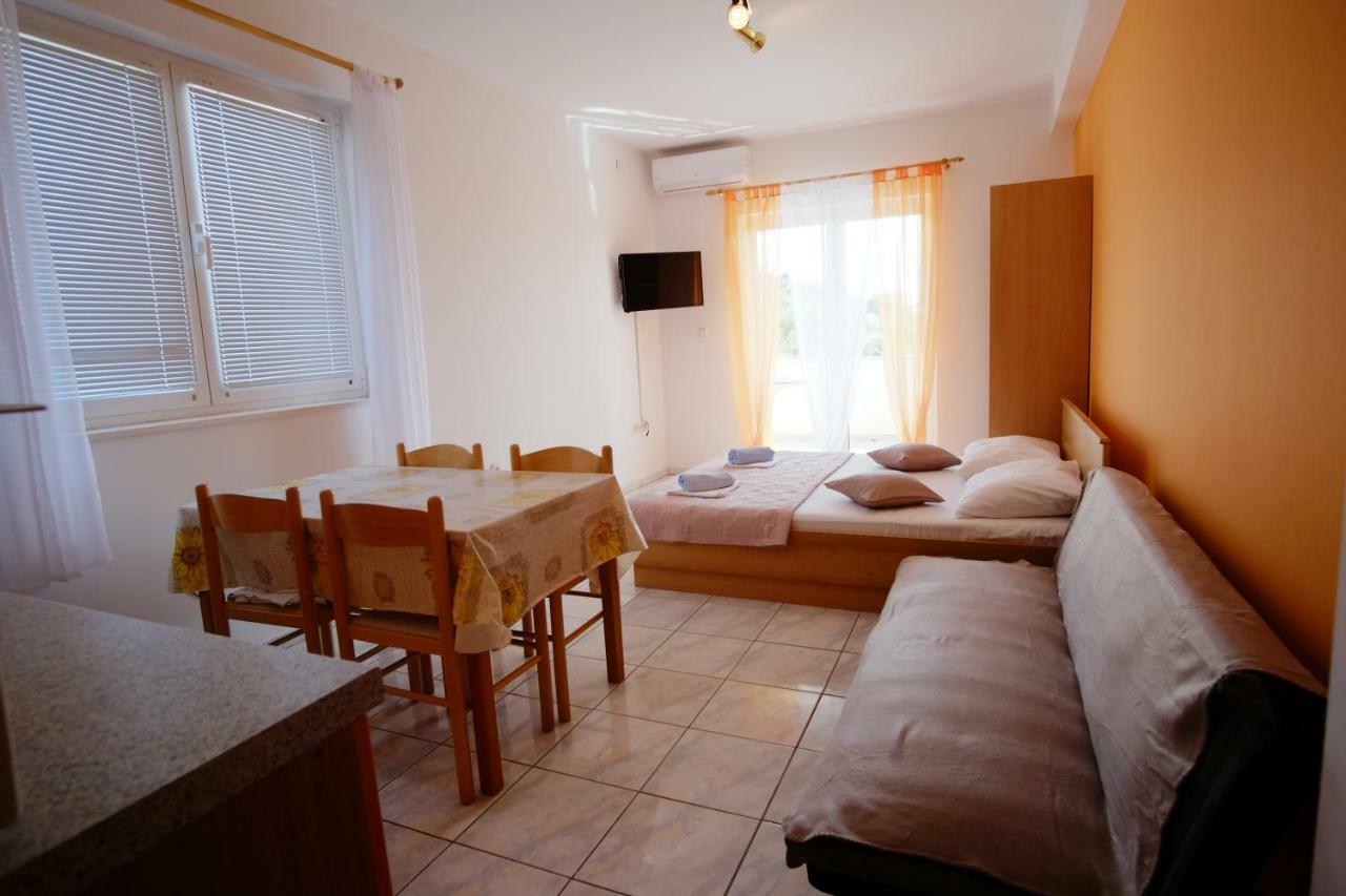 Apartment Gordana ดราเก ภายนอก รูปภาพ